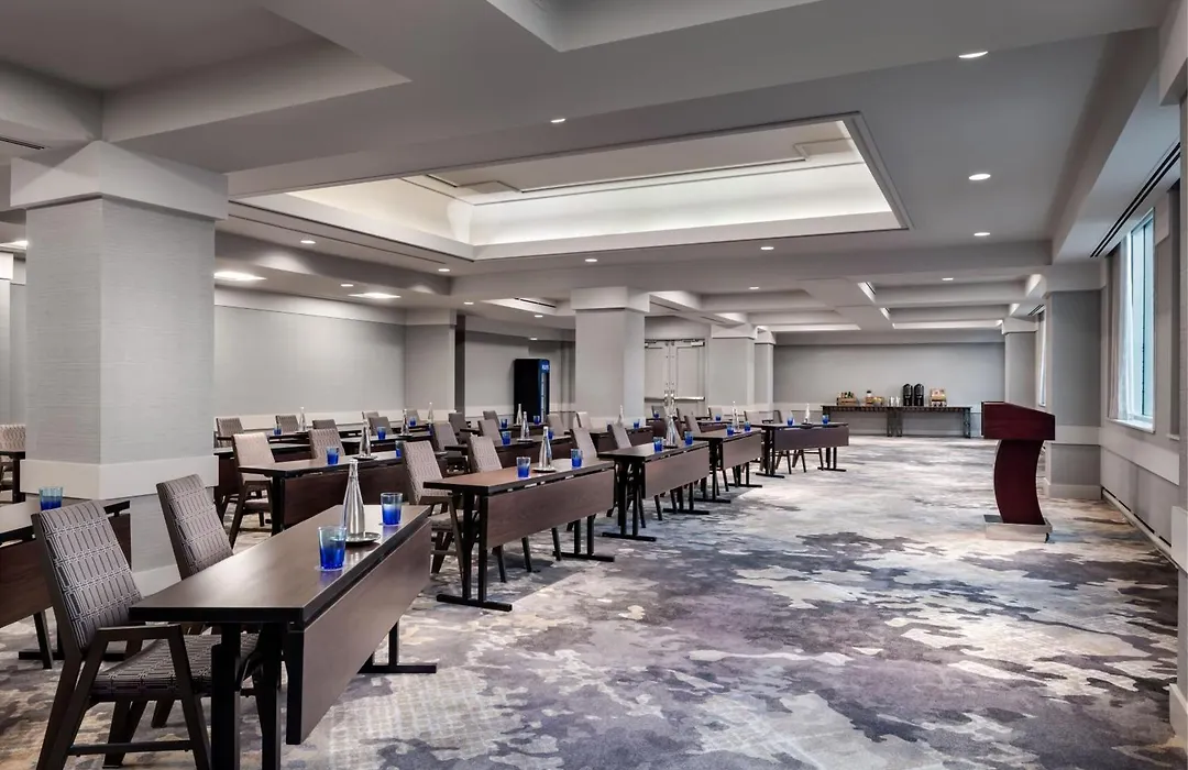 Sheraton Gateway Hotel In Toronto International Airport-1