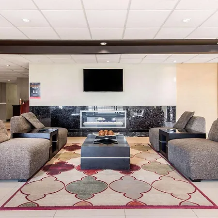 Comfort Inn Airport West-2